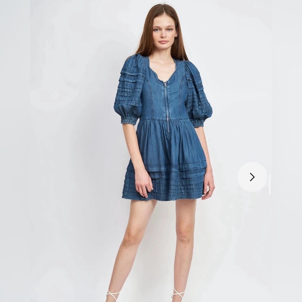 En Saison Sere Mini Dress Size Large